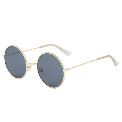 Retro Circular Sunglasses for Men - Vintage Photography Style