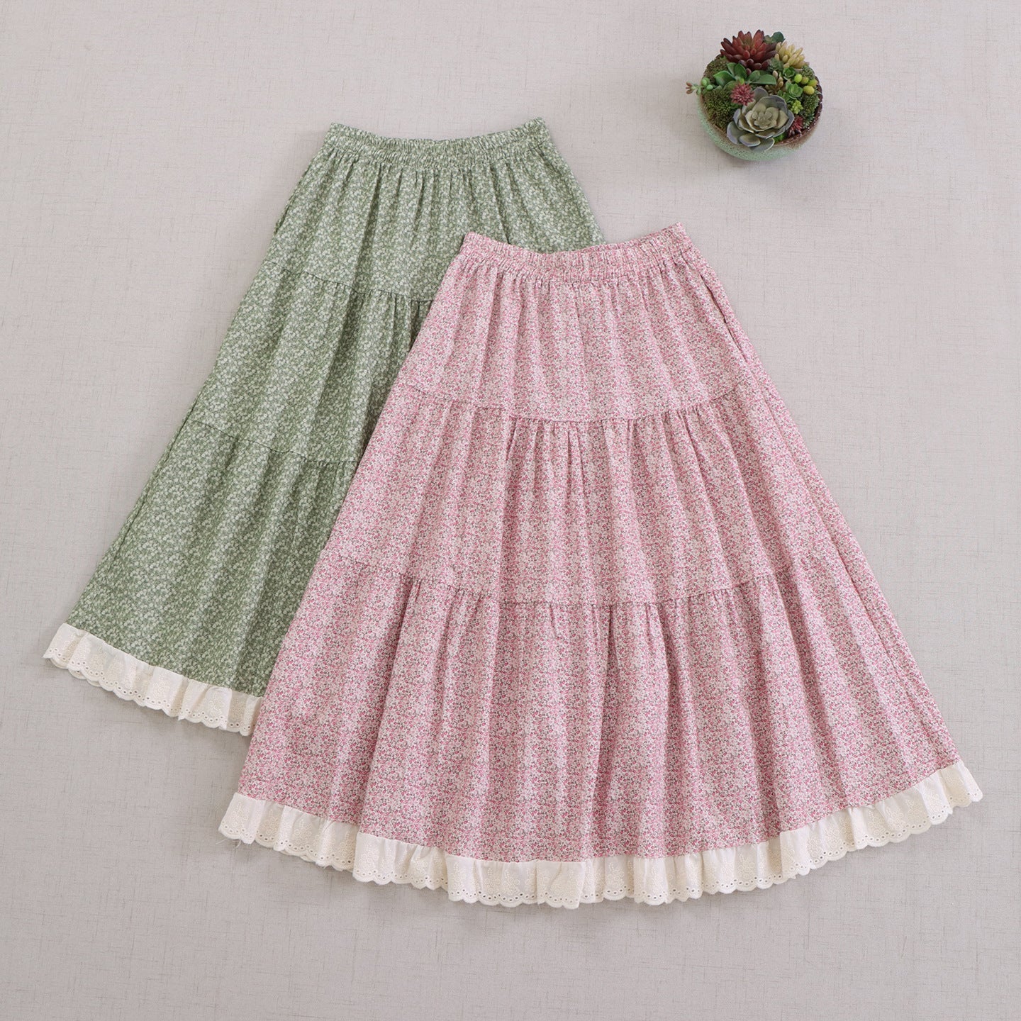 Sweet Floral Print A-Line Midi Skirt with Elastic Waist