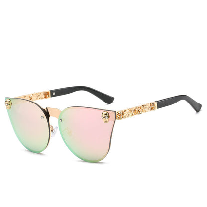 Gothic Stylish Sunglasses With Skull Design