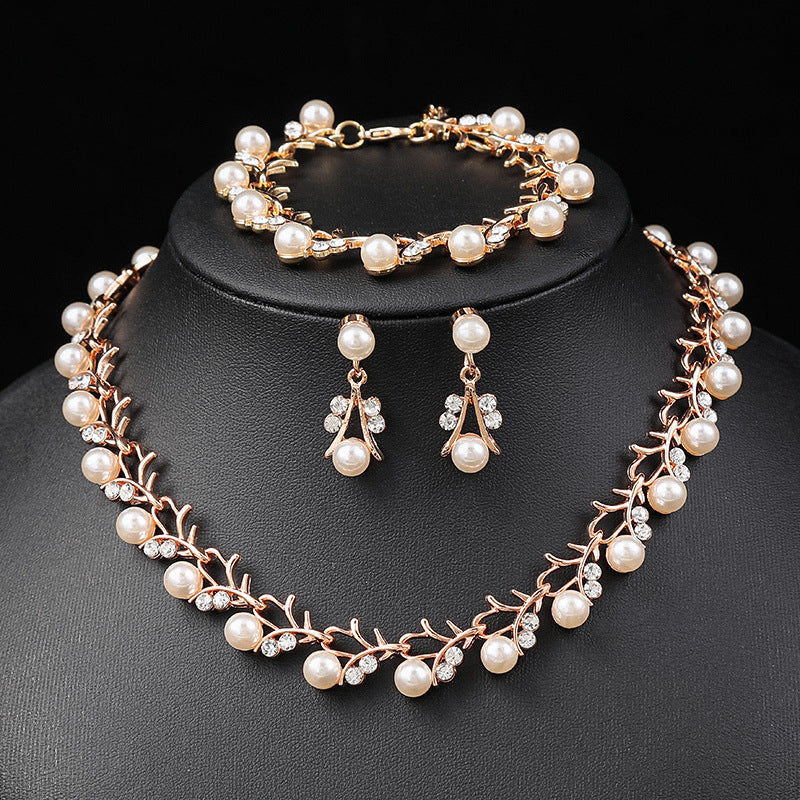 Pearl Necklace and Earring Set Elegant Alloy Jewelry for Bride