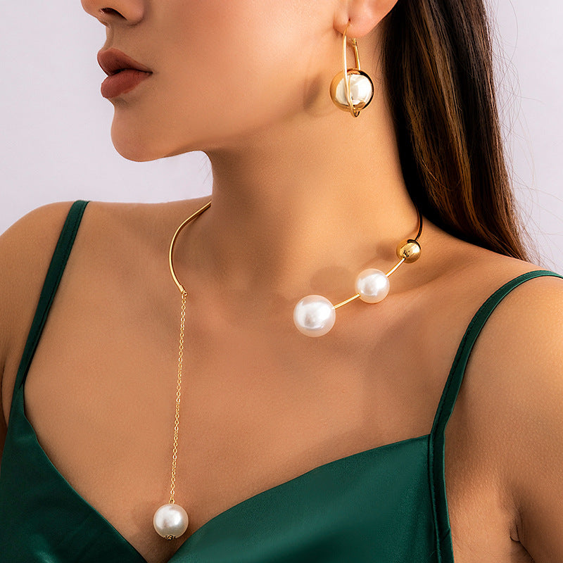 Geometric Bead Choker Necklace Chic Minimalist Design