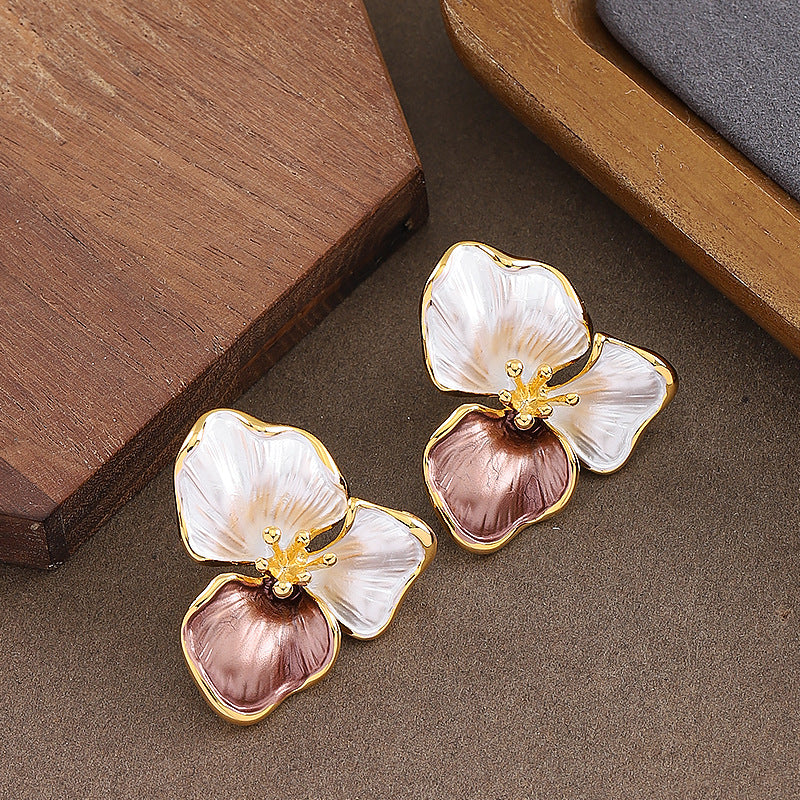 French Vintage Cream White Floral Petal Stud Earrings For Women