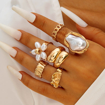Geometric Baroque Pearl Ring Set With Floral Design