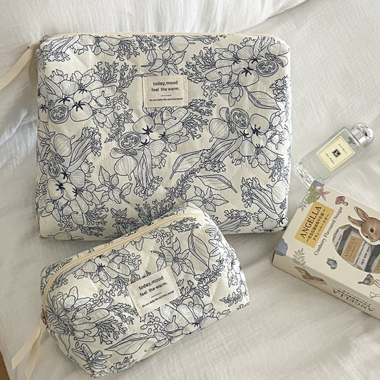 Simple Flower Print Simple Make Up Bag