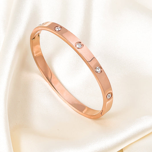Starlight Stainless Steel Bracelet Elegant Gold-Plated Jewelry