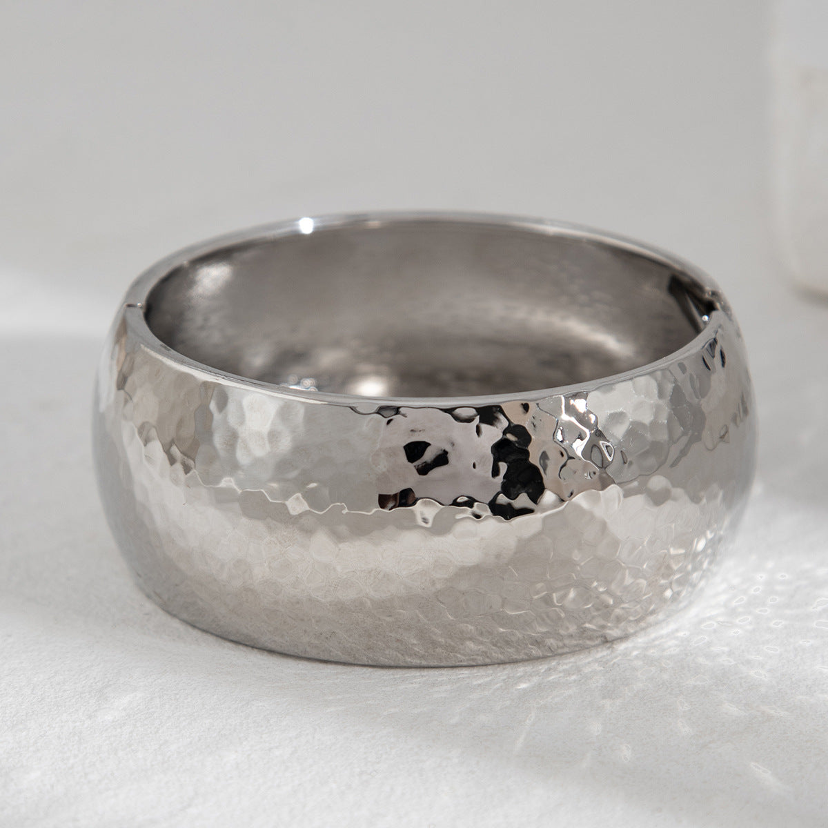 Asymmetrical Polished Alloy Bracelet Set - Waterdrop Design