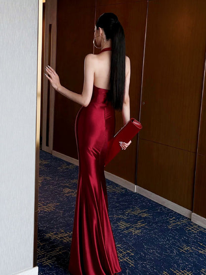 Elegant U-Neck Halter Backless Bodycon Dress