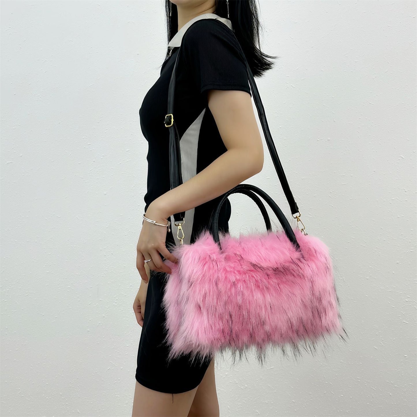 Fluffy Faux Fur Large Capacity Tote Handbag