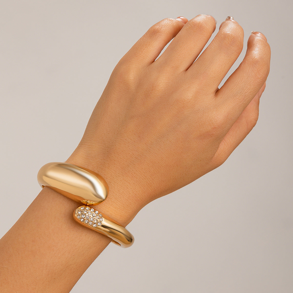 Trendy Geometric Metal Water Drop Bracelet