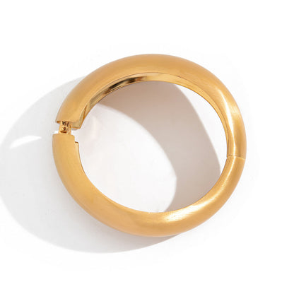 Fashionable Irregular Alloy Bracelet Set Luxurious Wide Band