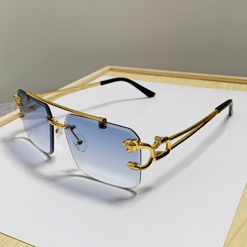 Trendy Square Sunglasses for Men and Women with Metal Frame