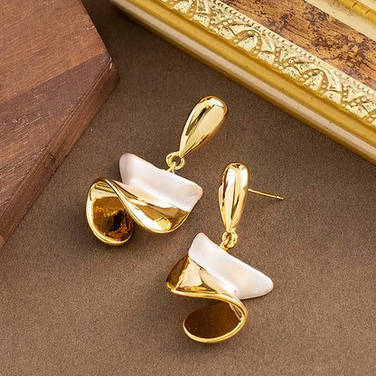Chic Geometric Twisted Earrings For Women