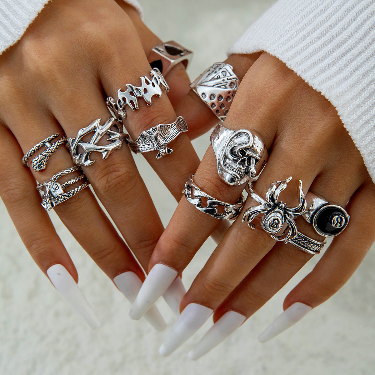 Vintage Geometric Ring Set With Black Stone