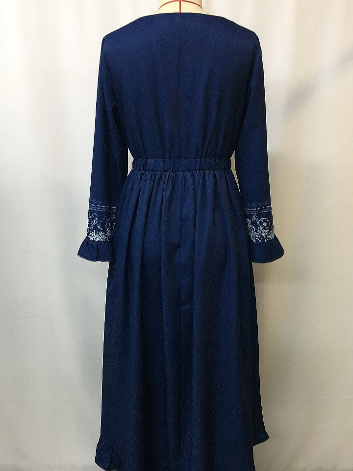Floral Print Vintage Maxi Dress with V-Neck and Regular Sleeves