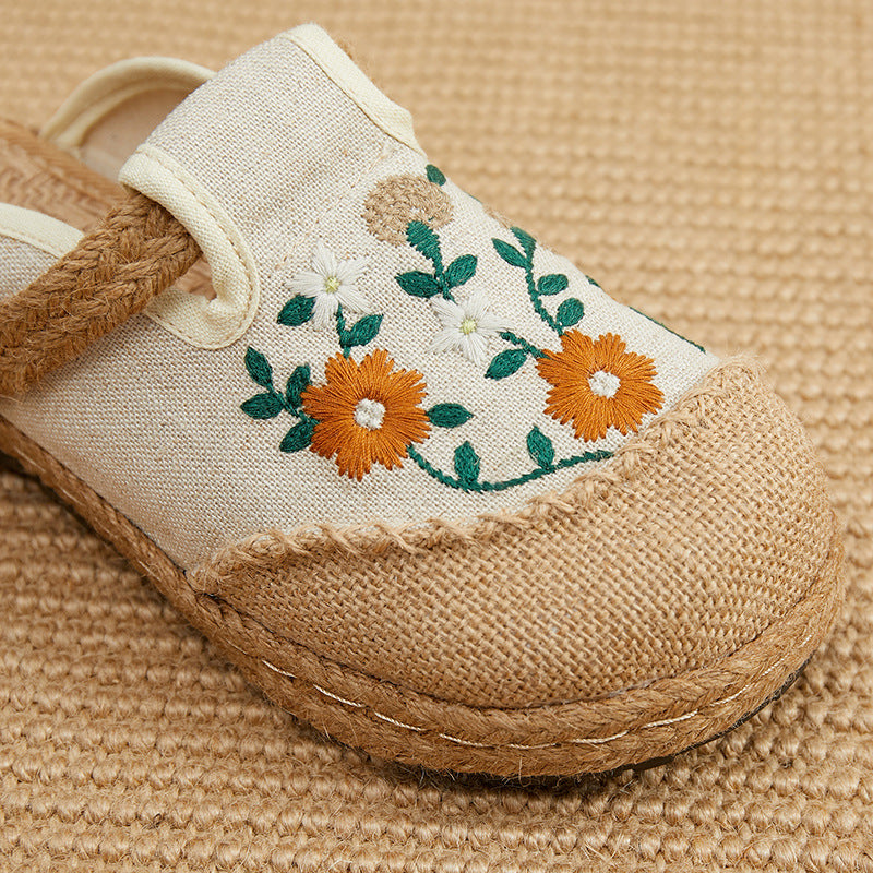 New Ethnic Style Embroidered Shoes Flat Low-Cut Ladies Cloth Shoes Embroidered Elegant Shoes