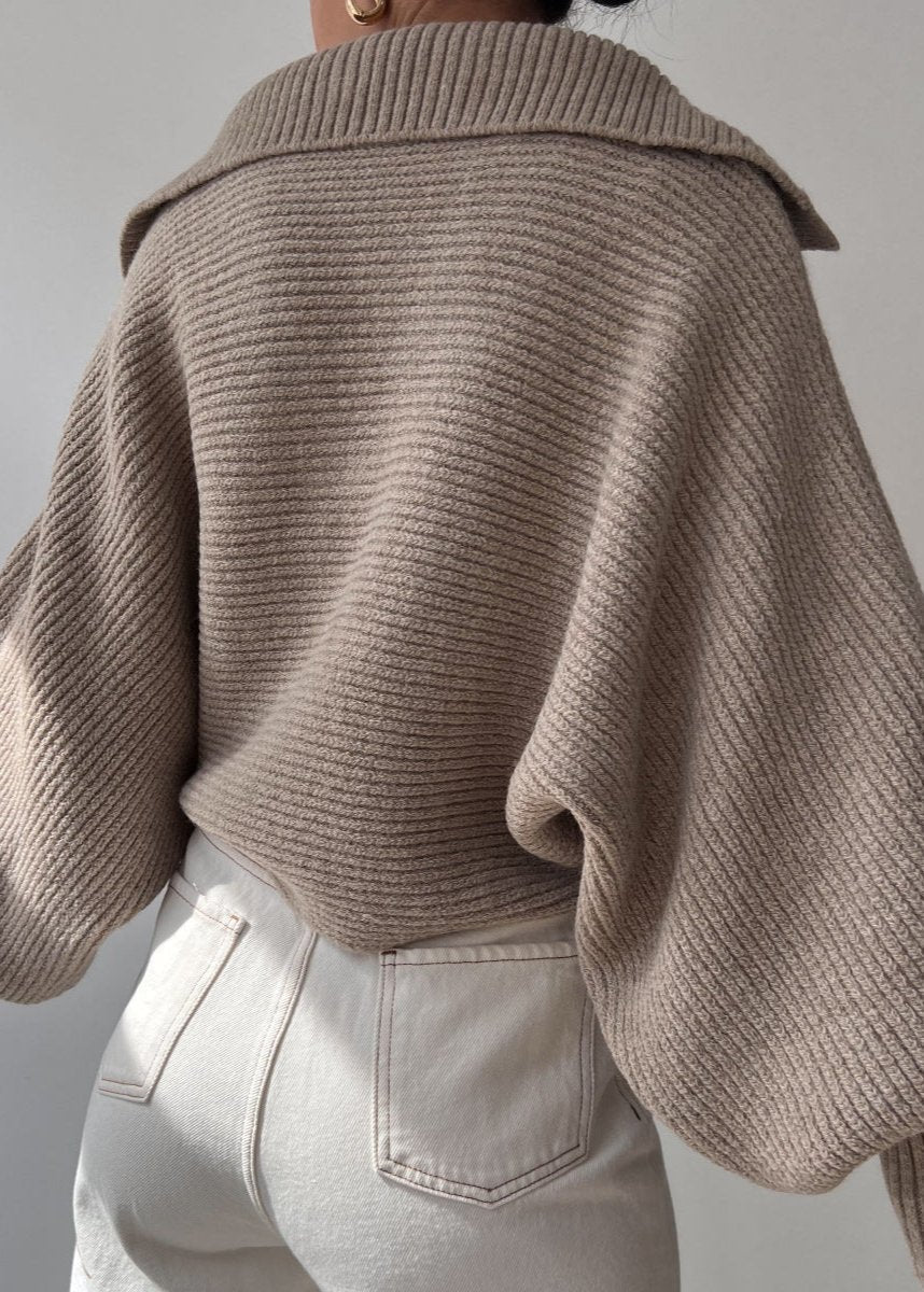 Oversized Ribbed Knit Sweater With Collar