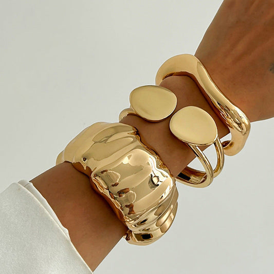Vintage Irregular Pleated Metal Bracelet Set