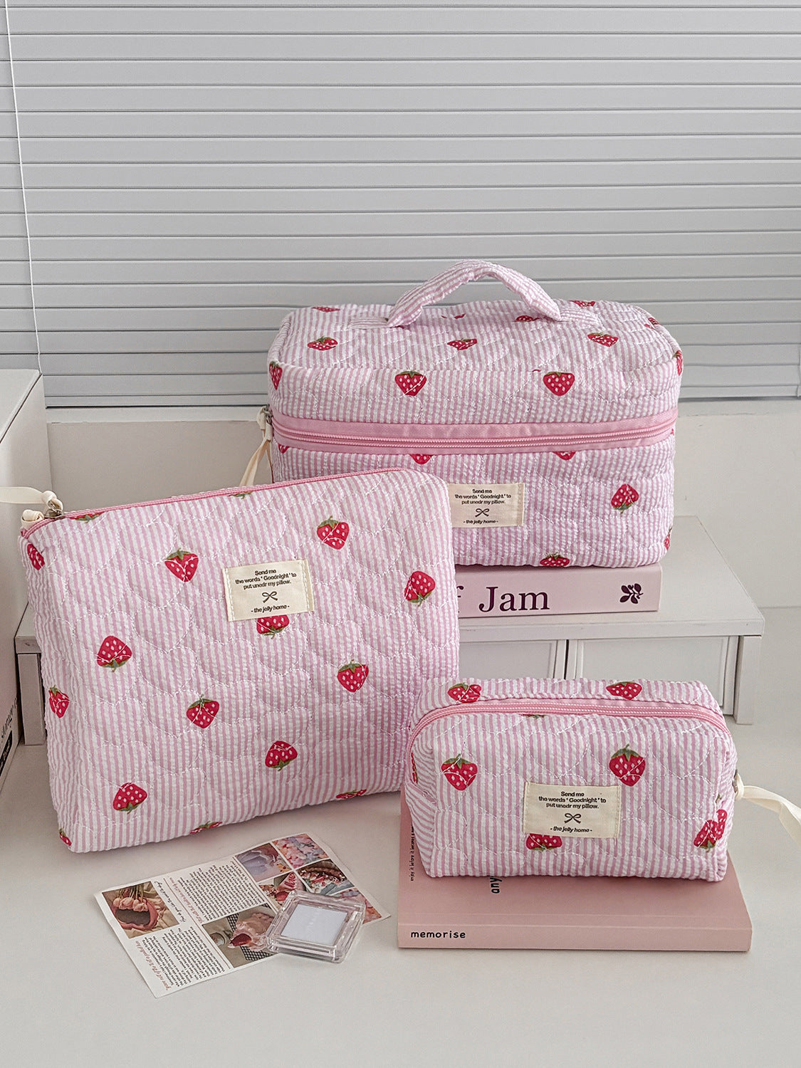 Strawberry Striped Pink Makeup Bag Quilted Large Capacity Portable Cosmetic Case