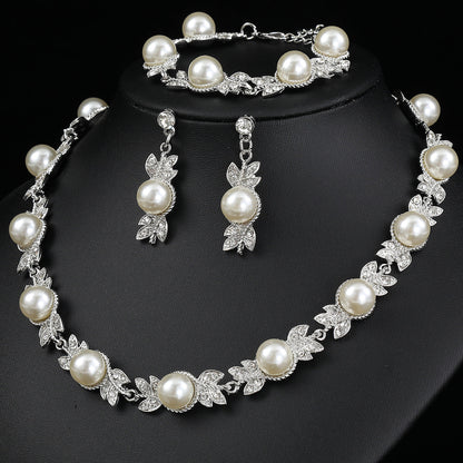 Trendy Retro Pearl Necklace Set for Women