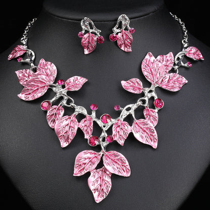 Exaggerated Floral Leaf Alloy Necklace Set with Earrings