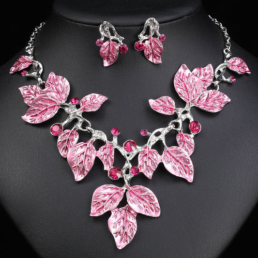 Exaggerated Floral Leaf Alloy Necklace Set with Earrings