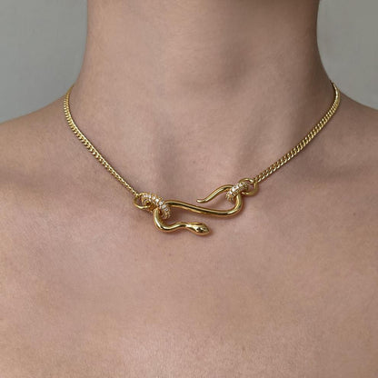 Rhinestone Snake Shaped Chain Pendant Necklace
