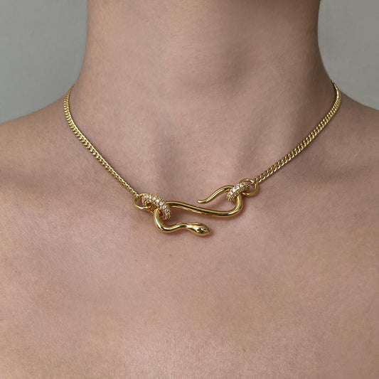 Rhinestone Snake Shaped Chain Pendant Necklace