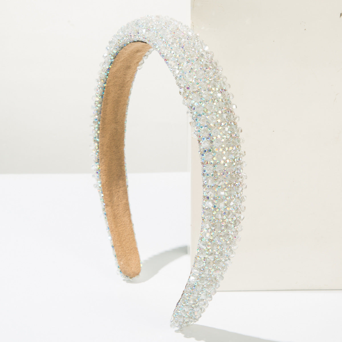 Fashionable Crystal Headband Elegant Accessory for Women