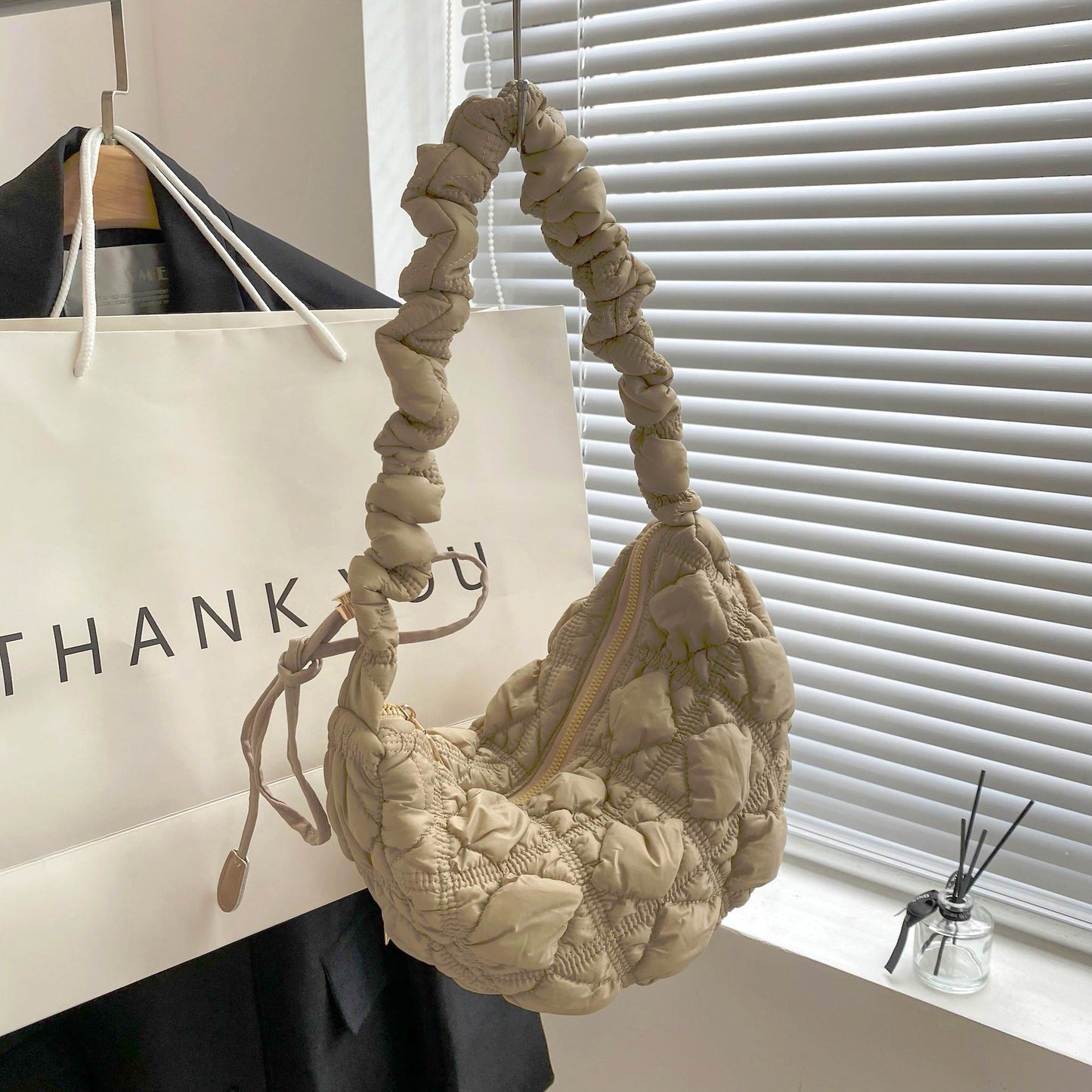 Chic Puffed Women's Shoulder Bag Trendy Nylon Crossbody Bag