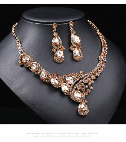 Exaggerated Vintage Crystal Necklace Set for Women