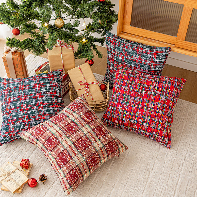 Classic Christmas Plaid Snowflake Throw Pillow Covers