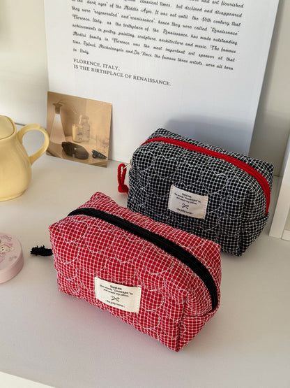Heart Quilted Cosmetic Bag Stylish Portable Storage