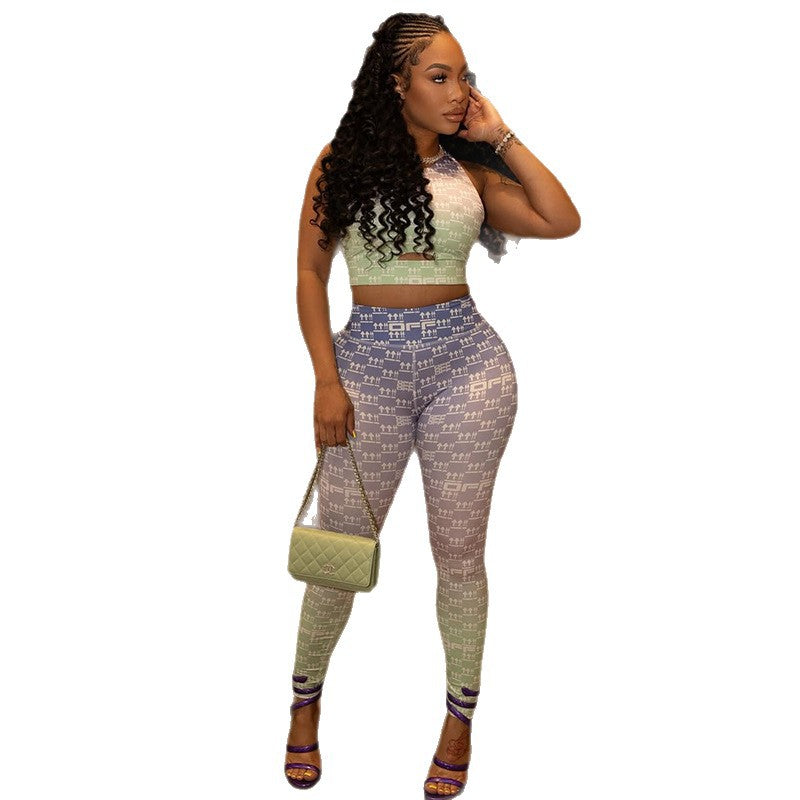 Sporty Stylish Printed Tank Top And Tapered Pants Set For Women
