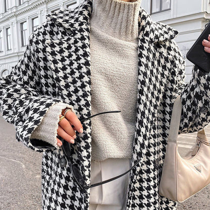 Checkered Long Trench Coat Stylish High-End Outerwear
