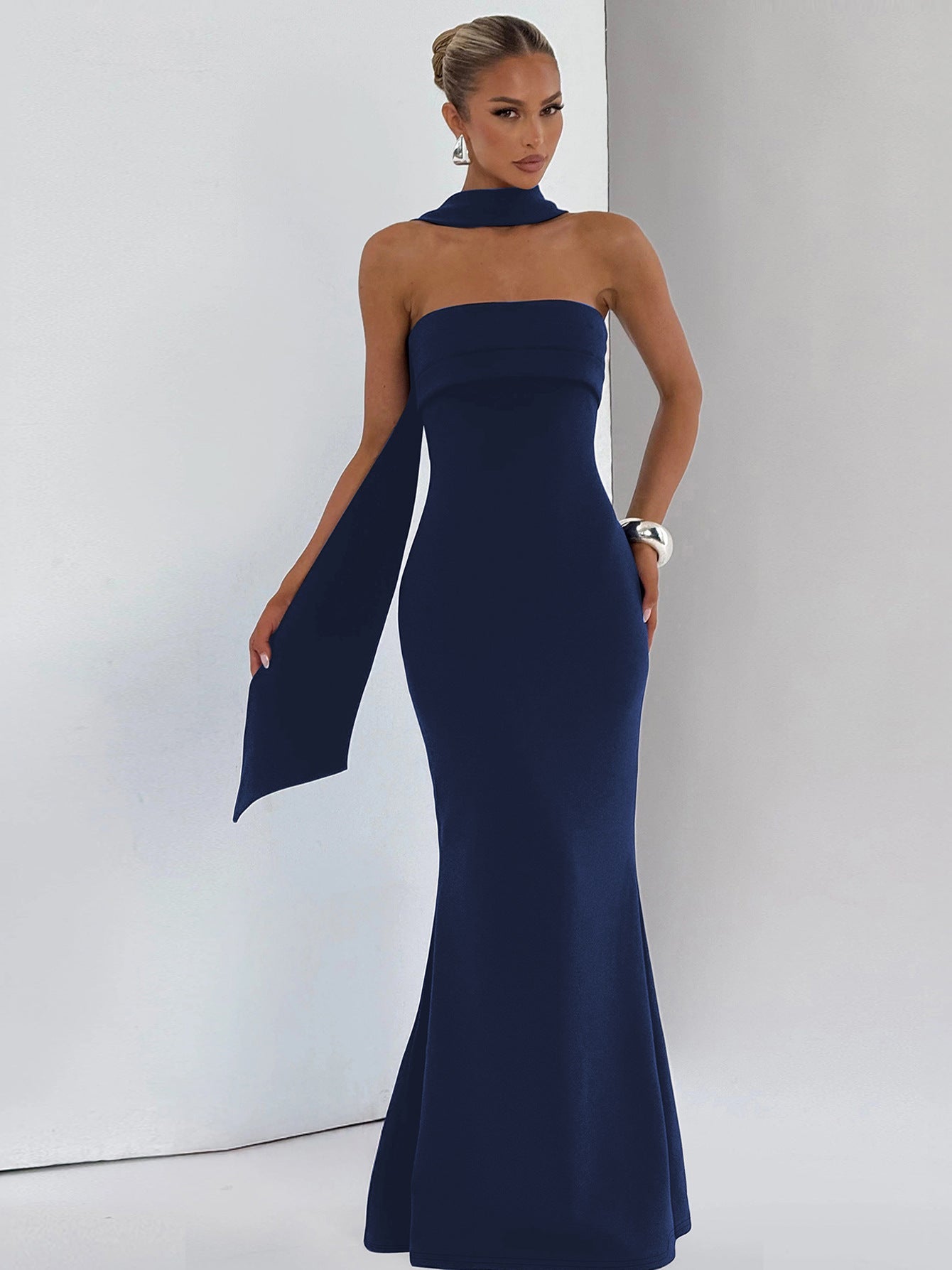 Elegant Strapless Mermaid Maxi Dress with High Waist
