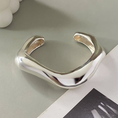 Vintage Irregular Pleated Metal Bracelet Set