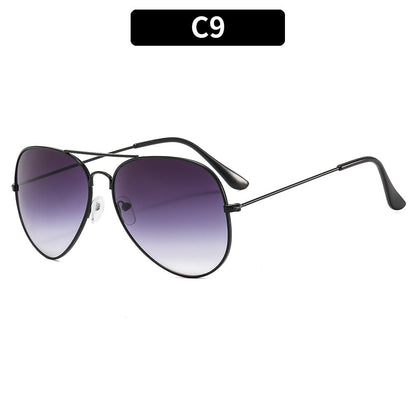 Classic Retro UV400 Men's Sunglasses with Metal Frames