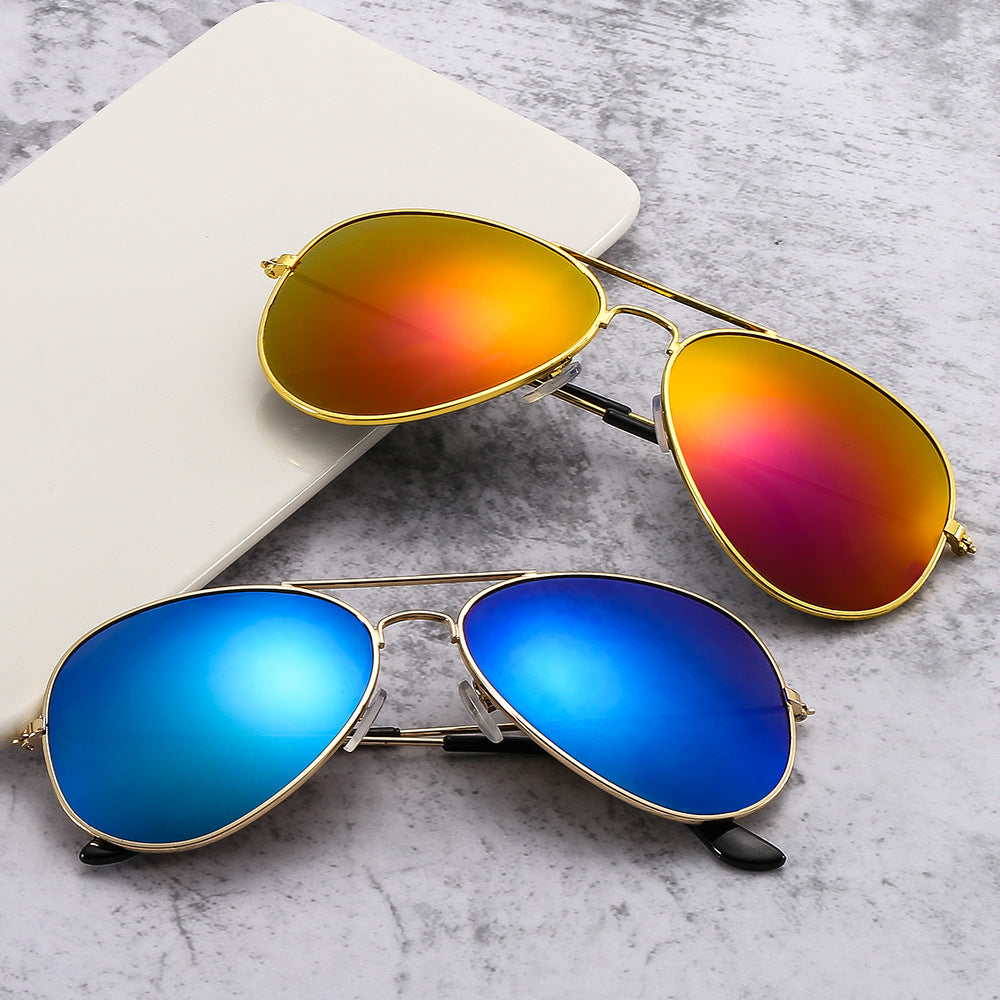Classic Retro UV400 Men's Sunglasses with Metal Frames