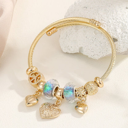 Fashionable Adjustable Gold Stainless Steel Bracelet Elegant Heart Design