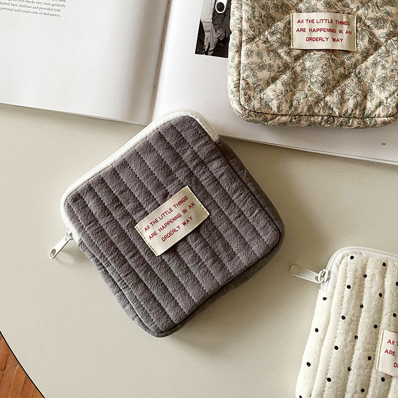 Cute Portable Makeup Bag Zip Pouch Organizer