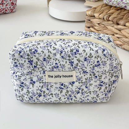 Classic Floral Cosmetic Bag Stylish Portable Travel Organizer