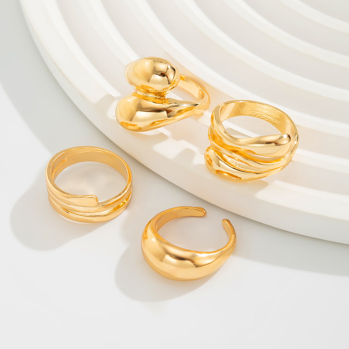 Exaggerated Irregular Glossy Bangle Bracelet Set