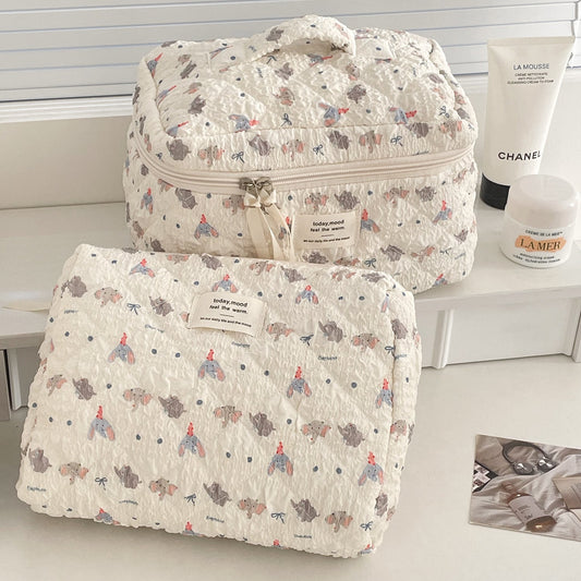 Red Hat Elephant Cosmetic Bag Cute Travel Organizer