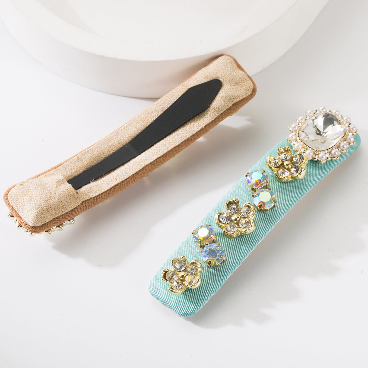 Elegant Rhinestone Hair Clip Floral Design Alloy Side Clip