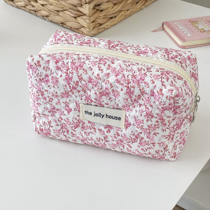 Classic Floral Cosmetic Bag Stylish Portable Travel Organizer