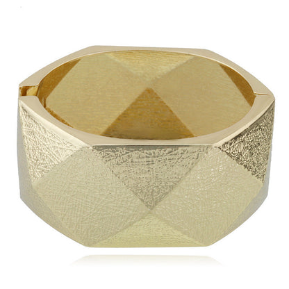Stylish Chunky Wide Bangle Bracelet