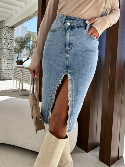 Fashionable Solid Color Denim Bodycon Skirt