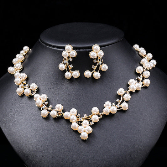 Trendy Pearl Necklace Jewelry Set for Women
