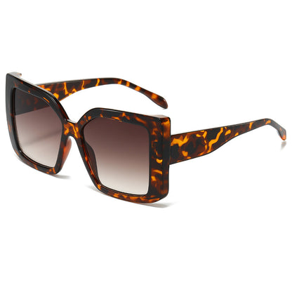 Trendy Oversized Rectangle Sunglasses Fashionable Unisex UV400 Protection