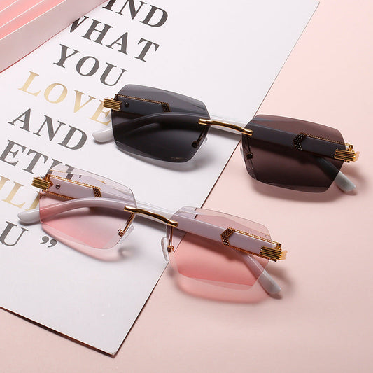 Trendy Gradient Colored Sunglasses for Women